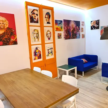 Gracia City Hostel-3